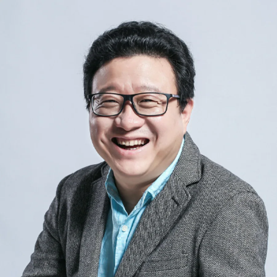 丁磊的公开人物照片